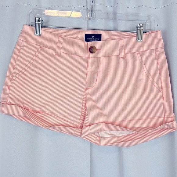 American Eagle Outfitters Pants - American Eagle Striped MIDI Shorts Size 2‎